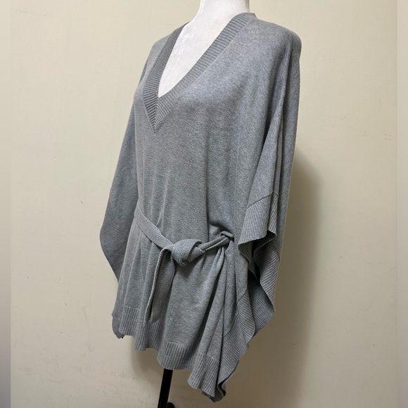 NEW Michael Kors Thin Knit V-Neck Belt Poncho Shawl Wrap Pullover Tunic Top M - Picture 4 of 14